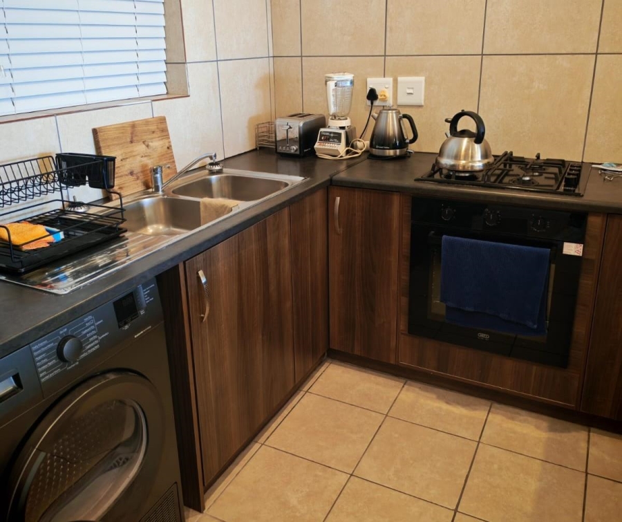 2 Bedroom Property for Sale in De Kelders Western Cape